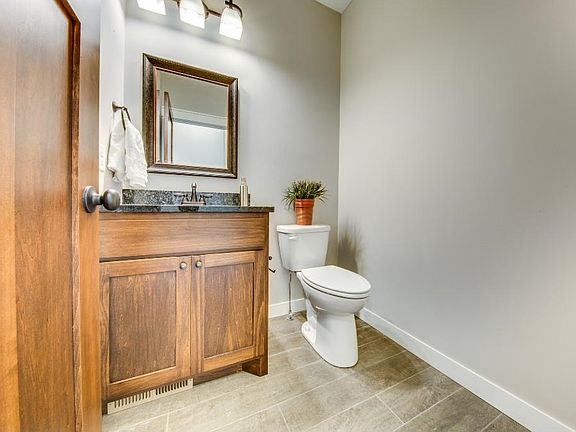 5th image of 4306 118th Ct NE