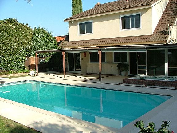Huge pool and spa to enjoy outside entertaining.
