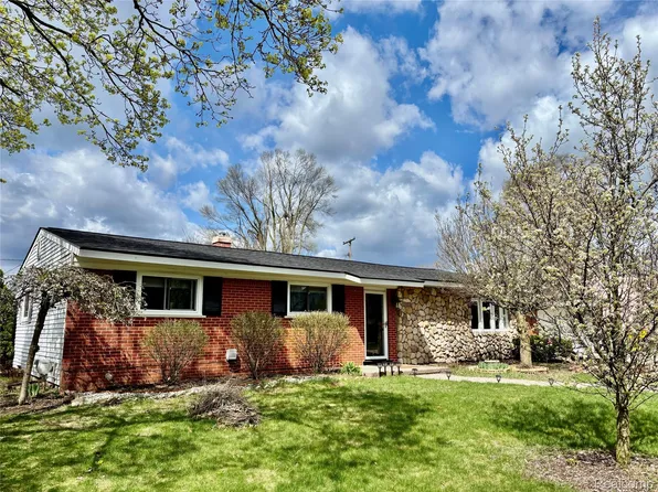 1340 Foreland Dr, Oxford, MI 48371