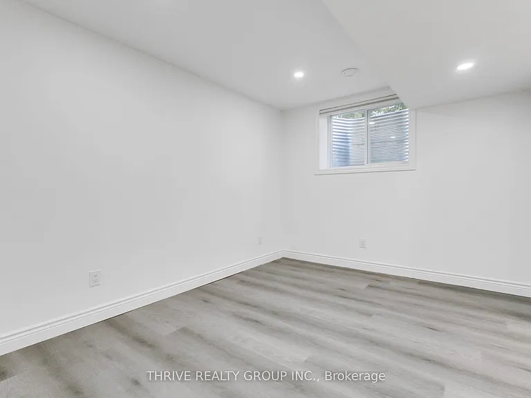 2043 Cedarpark Dr #LOWER — Photo 12