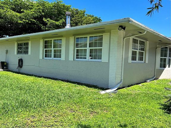 4th image of 4290 SW 141st Avenue