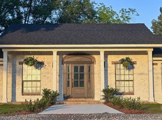 19690 Lawrence Rd, Fairhope, AL 36532