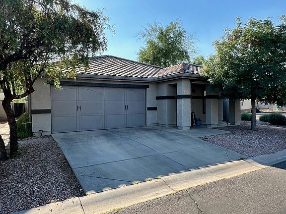 2nd image of 3649 E Orchid Ln