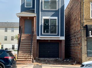 177 3rd St #2, Elizabethport, NJ 07206
