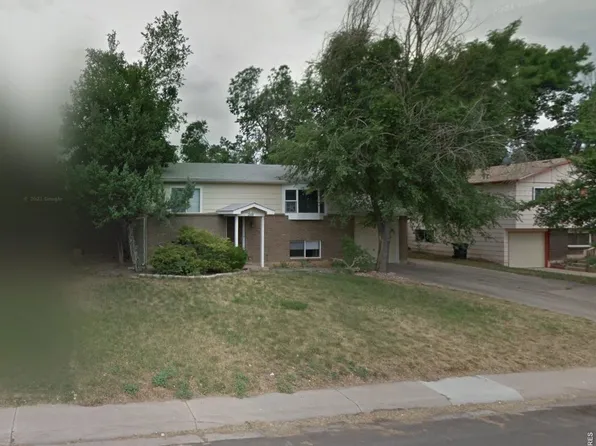 308 Briarwood Rd, Fort Collins, CO 80521