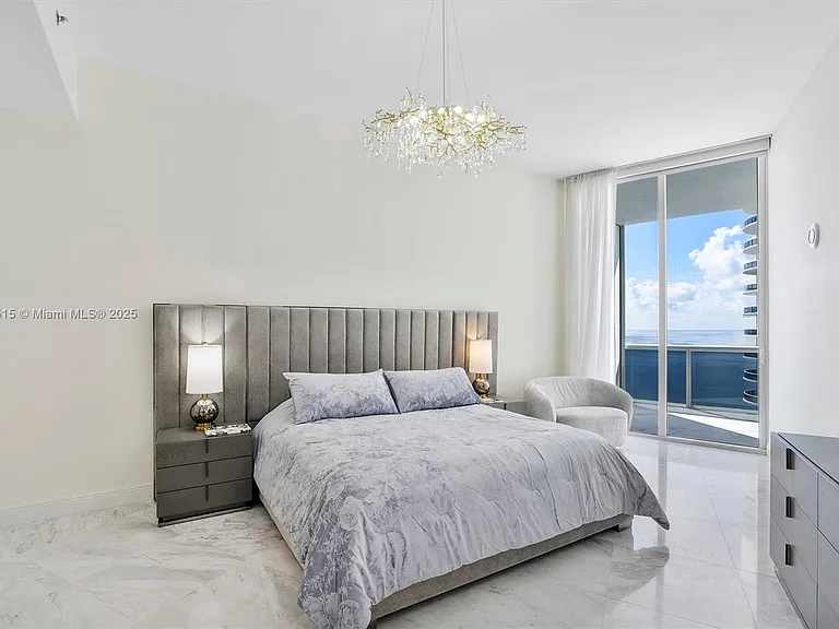 16001 Collins Ave #3507 — Photo 17