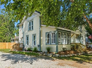 203 S Cleveland Ave, Galien, MI 49113