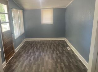 312 E Pennell St, Carl Junction, MO 64834