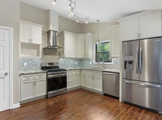 565 Ridgemont Dr, Roswell, GA 30076