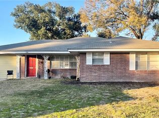 724 Contour Dr, Lake Charles, LA 70605