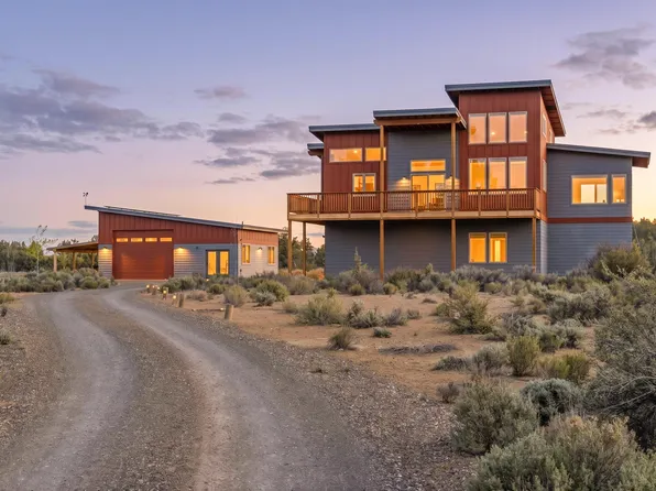 67000 Fryrear Rd, Bend, OR 97703