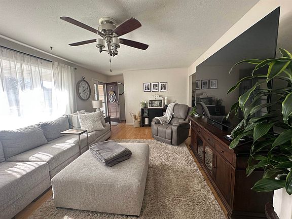 3rd image of 1706 Bel Air Rd