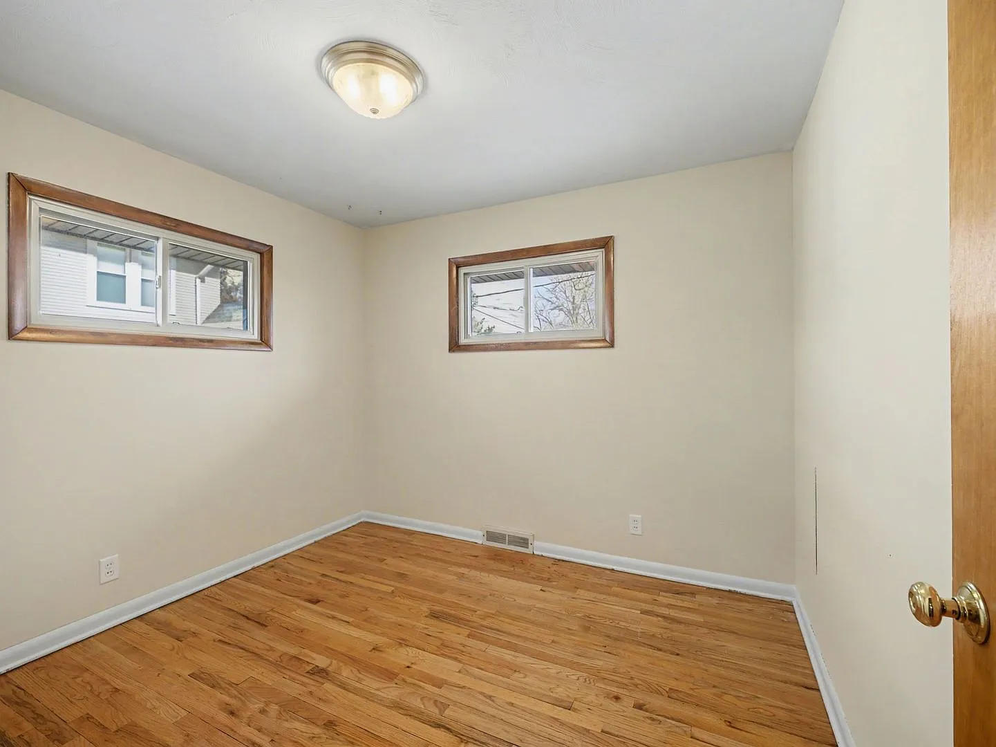 Centrally Located Property — Photo 2