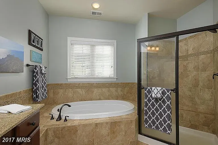 7810 Tuckahoe Ct — Photo 16