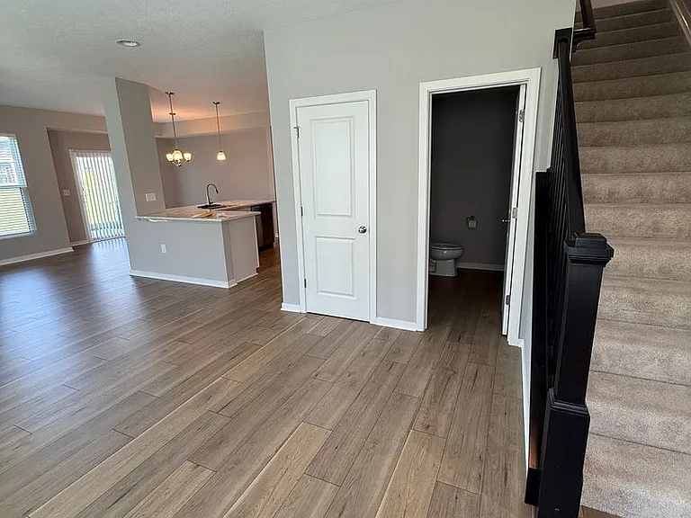 6053 Miranda Ln — Photo 7
