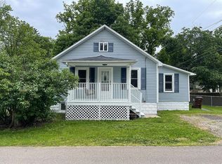 2069 Parkwood Ave, Monroe, MI 48161