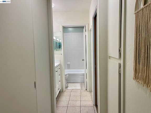 3rd image of 38500 Paseo Padre Pkwy APT 313