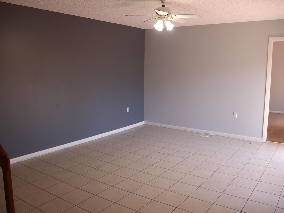 1st image of 1406 14th Ln