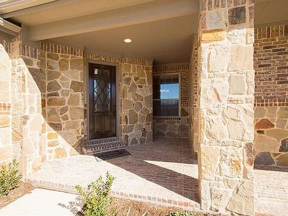 2nd image of 1613 Emerald Knoll Ct