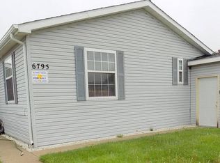 6795 Patriot Ln, Belleville, MI