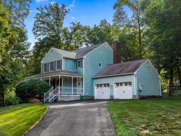 4 Lisa Dr, Mount Olive Twp., NJ 07828