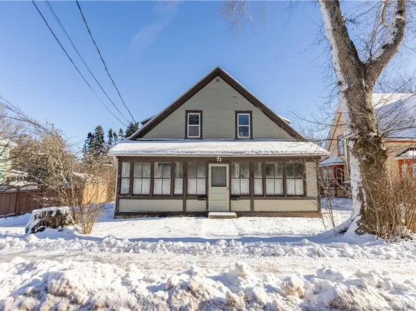 72 Salem St, Sackville, NB E4L 4J9