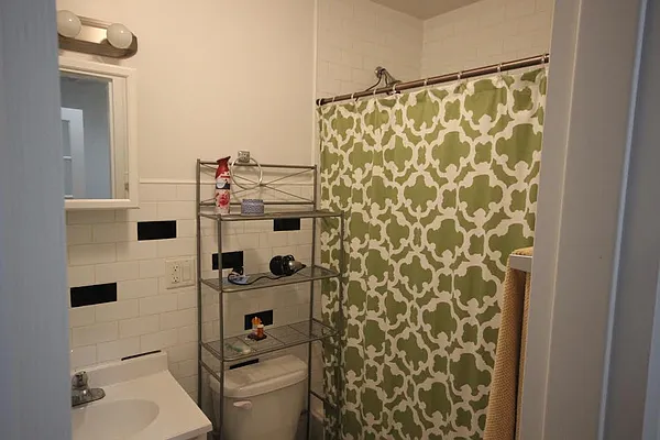 Rented by Nooklyn NYC LLC | media 28