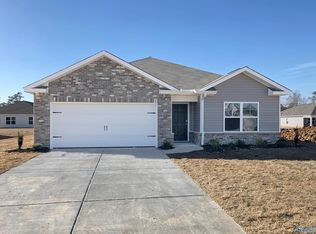 127 Syd Rd, Owens X Rds, AL 35763