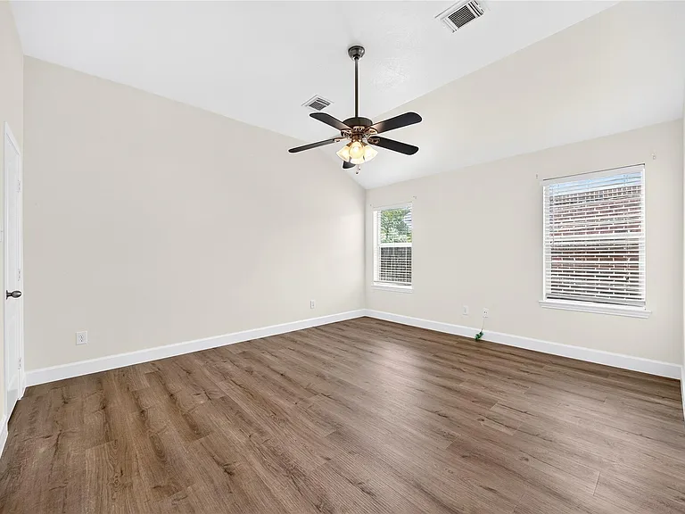 2606 Cypress Springs Dr — Photo 20
