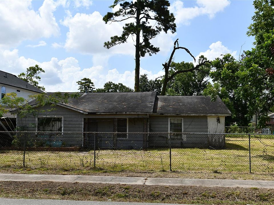 1st image of 8206 Sterlingshire St