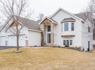 1206 Hemlock Cir, Buffalo, MN 55313