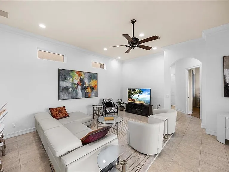 4252 Sanctuary Way — Photo 9