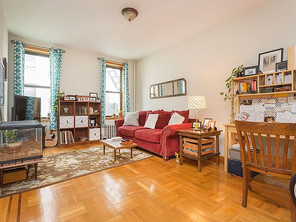 4th image of 41-42 42nd St #4A
