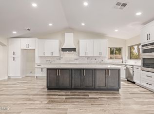 2235 E Granite View Dr, Phoenix, AZ 85048