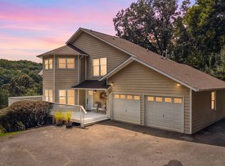 489 Jefferson Ln, Clinton, TN 37716
