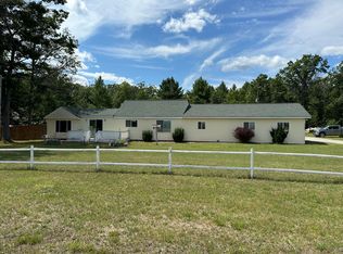 3700 Kneeland St, Lewiston, MI 49756