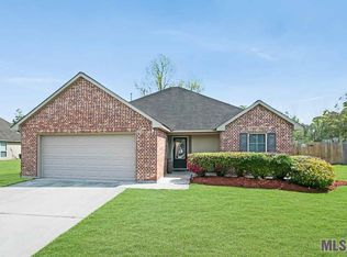14172 Pecan Ridge Dr, Gonzales, LA 70737