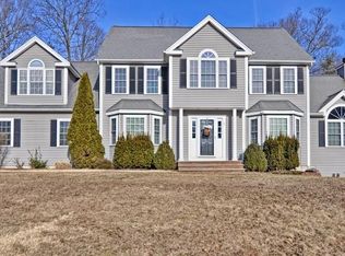 3 Forest Path, Hopedale, MA 01747