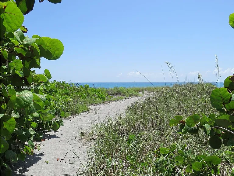 404 S Beach Rd — Photo 25