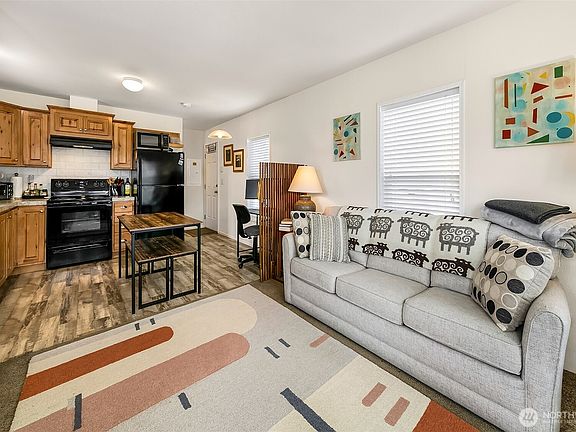 5th image of 3439 S 184th Street #277