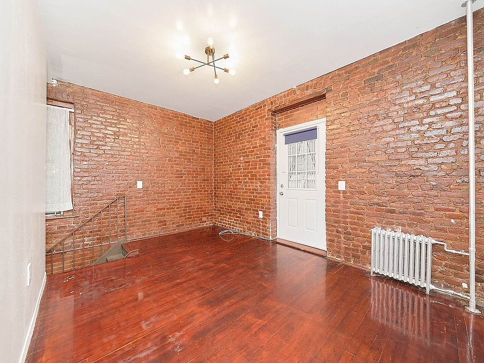 1st image of 280 Mulberry St Front B