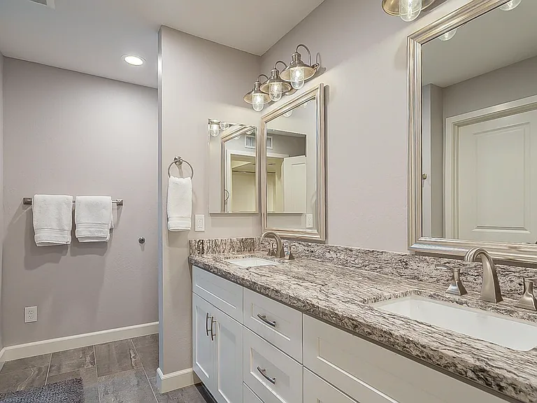 7639 E Montecito Ave — Photo 12