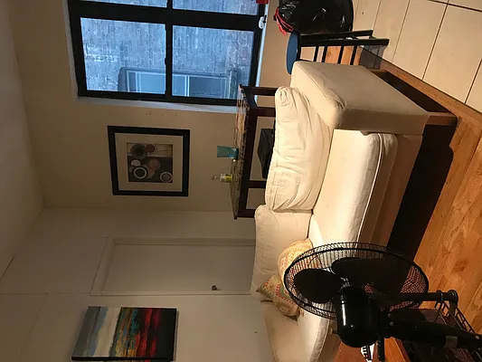 Rented by Chartwell Manhattan Realty | media 10