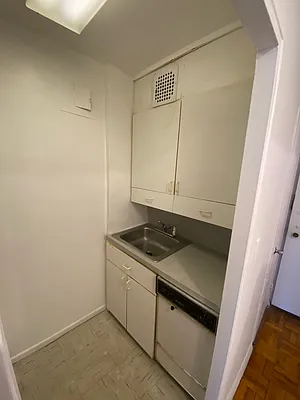 Sold by Schwartz Barton & Associates LTD | media 23