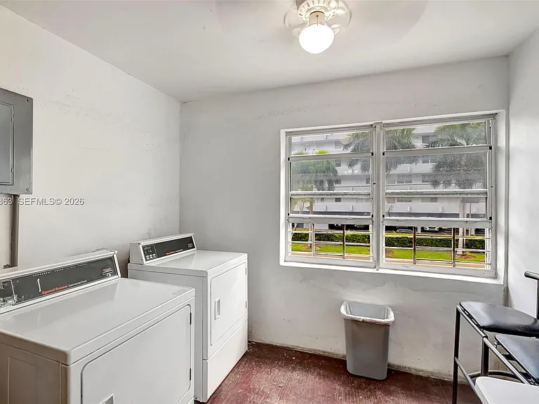 3660 NE 166th St #205 — Photo 17