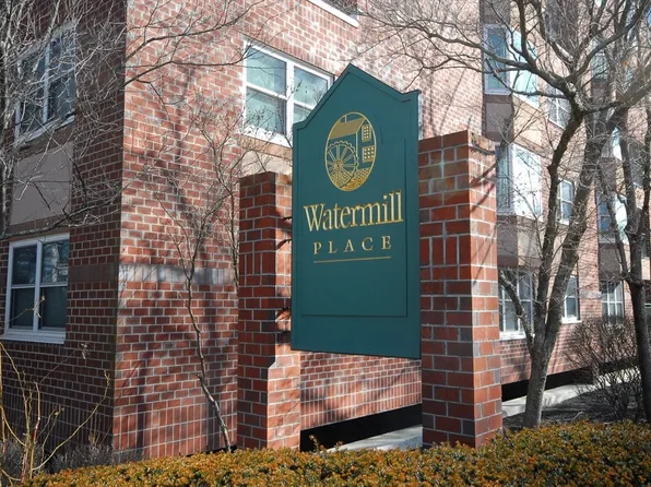 1 Watermill Pl Unit 320, Arlington, MA 02476