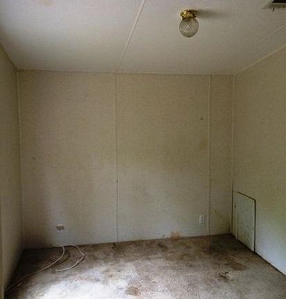 4th image of 10025 Allison Ave