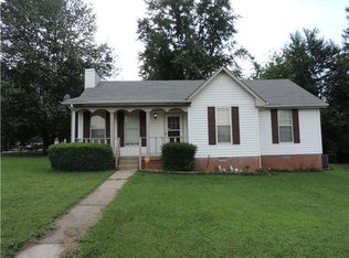 146 Cunningham Pl, Clarksville, TN 37042