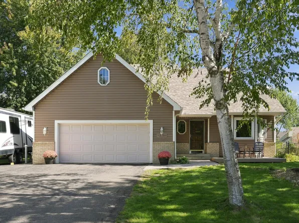17100 Fieldcrest Ave, Farmington, MN 55024