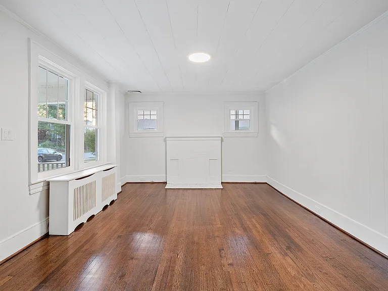 520 Riverland Rd SE — Photo 10